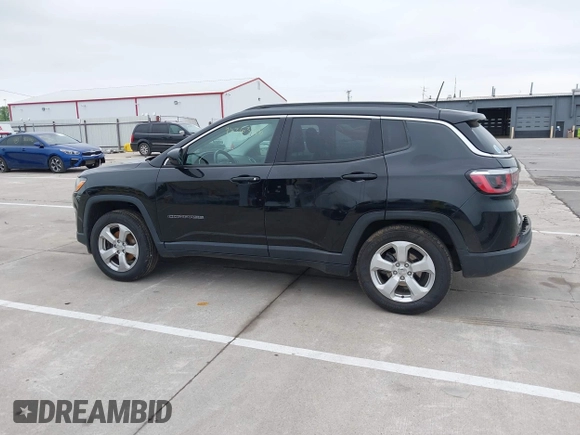 2018 Jeep Compass Latitude с VIN 3C4NJDBBXJT222915, выставлен на аукционе IAAI как лот 42363416 с пробегом 107 377 миль миль и . История ставок и продаж доступна на DreamBid. Изображение 14.