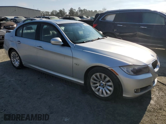2009 BMW 3 Series 328i with VIN WBAPH775X9NM28706, listed as a Copart auction lot 73389384 with 92,892 mi miles and Salvage Title. Bid and sale history available at carsss.com. Image 4.