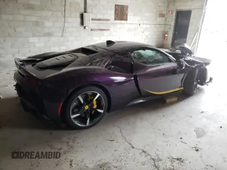 2023 Ferrari SF90 z VIN ZFF95NLA8P0299159, wystawiony jako Copart lot #52724044 z przebiegiem Nie podano mil oraz Szkody całkowita. Historia ofert i sprzedaży dostępna na DreamBid. Obrazek 3.