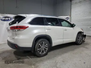 2017 Toyota Highlander XLE with VIN 5TDJZRFH3HS517636, listed as a Copart auction lot 55115505 with 159,202 mi miles and Clean title. Bid and sale history available at DreamBid. Image 3.