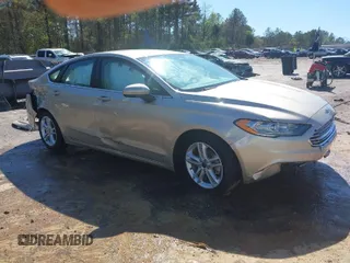 2018 Ford Fusion SE with VIN 3FA6P0H77JR190121, listed as a IAAI auction lot 41866610 with 156,553 mi miles. Bid and sale history available at carsss.com. Image 1.