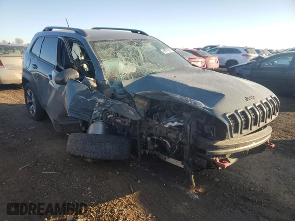 2015 Jeep Cherokee Trailhawk with VIN 1C4PJMBB2FW503522, listed as a Copart auction lot 88771855 with Not provided miles and Salvage title. Bid and sale history available at DreamBid. Image 4.