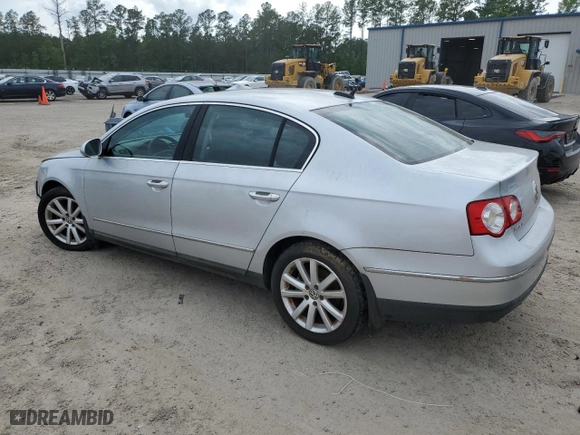 2006 Volkswagen CC VR6 Sport with VIN WVWEU73CX6P096969, listed as a Copart auction lot 53950754 with 111,950 mi miles and Clean Title. Bid and sale history available at carsss.com. Image 2.
