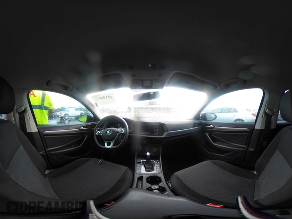 2020 Volkswagen Jetta S z VIN 3VWCB7BU0LM054526, wystawiony jako IAAI lot #42102027 z przebiegiem 75 780 mil mil oraz . Historia ofert i sprzedaży dostępna na DreamBid. Obrazek 20.