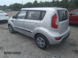 2013 Kia Soul with VIN KNDJT2A54D7765498, listed as a IAAI auction lot 36541193 with 123,835 mi miles and . Bid and sale history available at DreamBid. Image 3.