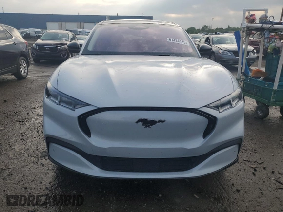 2021 Ford Mustang Mach-E Premium с VIN 3FMTK3SS7MMA01314, выставлен на аукционе Copart как лот 61434125 с пробегом 55 479 миль миль и На запчасти • Non repairable. История ставок и продаж доступна на DreamBid. Изображение 5.