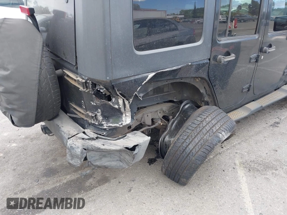 2007 Jeep Wrangler Unlimited X with VIN 1J4GB391X7L172965, listed as a IAAI auction lot 42040337 with 170,482 mi miles and . Bid and sale history available at DreamBid. Image 6.