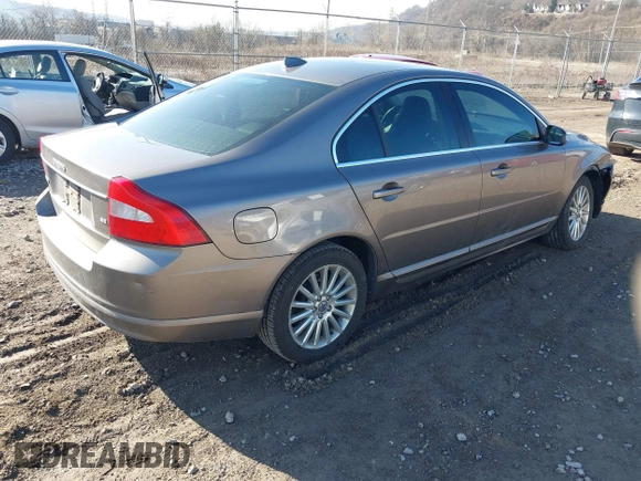 2007 Volvo S80 I6 with VIN YV1AS982071023821, listed as a IAAI auction lot 41875274 with 202,053 mi miles. Bid and sale history available at carsss.com. Image 4.