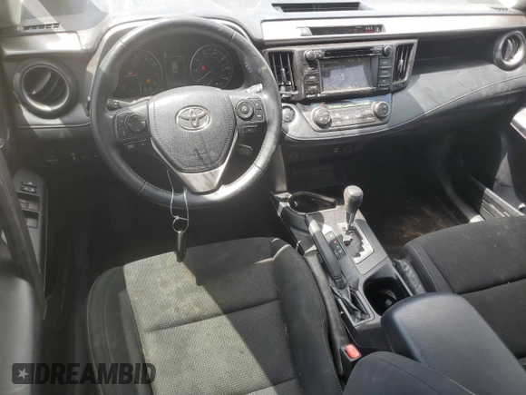 2018 Toyota RAV4 XLE with VIN JTMWFREV3JJ727033, listed as a Copart auction lot 59967025 with 145,990 mi miles and Clean title. Bid and sale history available at DreamBid. Image 8.