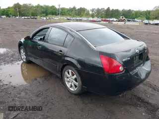 2005 Nissan Maxima SE z VIN 1N4BA41E75C842675, wystawiony jako IAAI lot #42314738 z przebiegiem 122 577 mil mil oraz . Historia ofert i sprzedaży dostępna na DreamBid. Obrazek 3.