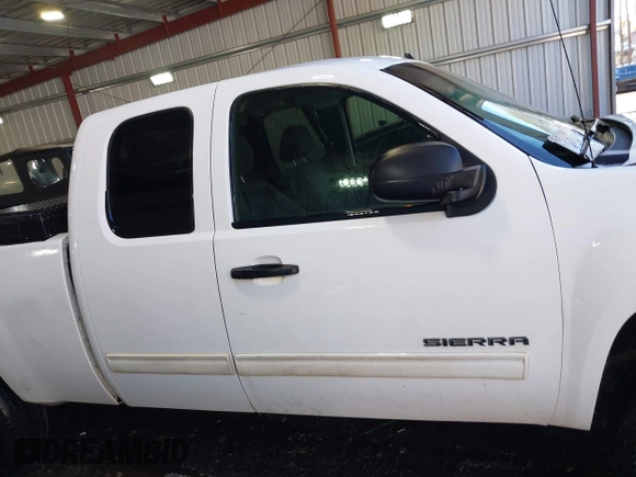 2009 GMC Sierra 1500 SLE with VIN 1GTEK29J19Z289356, listed as a IAAI auction lot 41685255 with 263,314 mi miles. Bid and sale history available at carsss.com. Image 13.