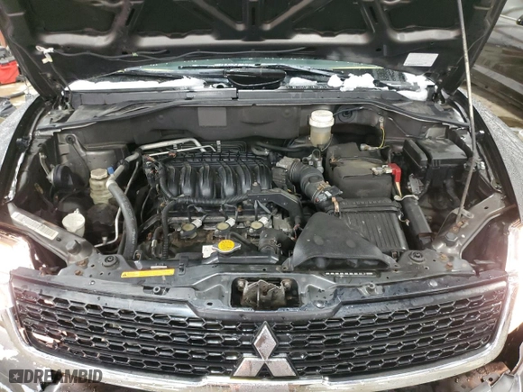 2011 Mitsubishi Endeavor LS with VIN 4A4JN2AS9BE031876, listed as a Copart auction lot 44925775 with 175,160 mi miles and Salvage Title. Bid and sale history available at carsss.com. Image 12.