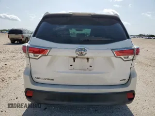2016 Toyota Highlander LE z VIN 5TDBKRFHXGS255055, wystawiony jako Copart lot #64333555 z przebiegiem 80 122 mil mil oraz Szkoda całkowita • Salvage title. Historia ofert i sprzedaży dostępna na DreamBid. Obrazek 6.