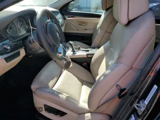 2011 BMW 5 Series 550i z VIN WBAFR9C59BC270466, wystawiony jako Copart lot #49462435 z przebiegiem 160 825 mil mil oraz Szkoda całkowita • Salvage title. Historia ofert i sprzedaży dostępna na DreamBid. Obrazek 7.