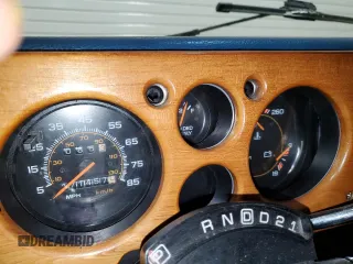 1990 GMC Vandura z VIN 1GDEG25K8L7521773, wystawiony jako Copart lot #84875104 z przebiegiem 171 457 mil mil oraz Tytuł czysty. Historia ofert i sprzedaży dostępna na DreamBid. Obrazek 9.