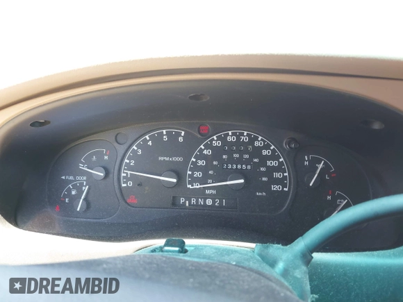 2000 Ford Explorer XLT с VIN 1FMZU73E4YZB70571, выставлен на аукционе IAAI как лот 42317419 с пробегом 233 858 миль миль и . История ставок и продаж доступна на DreamBid. Изображение 7.