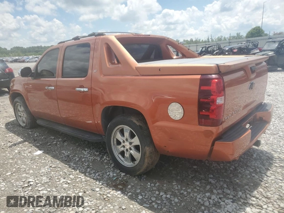 2007 Chevrolet Avalanche LTZ z VIN 3GNEC12027G108522, wystawiony jako Copart lot #54950015 z przebiegiem 188 712 mil mil oraz Szkoda całkowita • Salvage title. Historia ofert i sprzedaży dostępna na DreamBid. Obrazek 2.