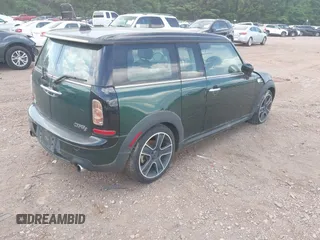 2011 MINI Clubman S z VIN WMWZG3C56BTY37202, wystawiony jako IAAI lot #42346839 z przebiegiem 112 391 mil mil oraz . Historia ofert i sprzedaży dostępna na DreamBid. Obrazek 4.