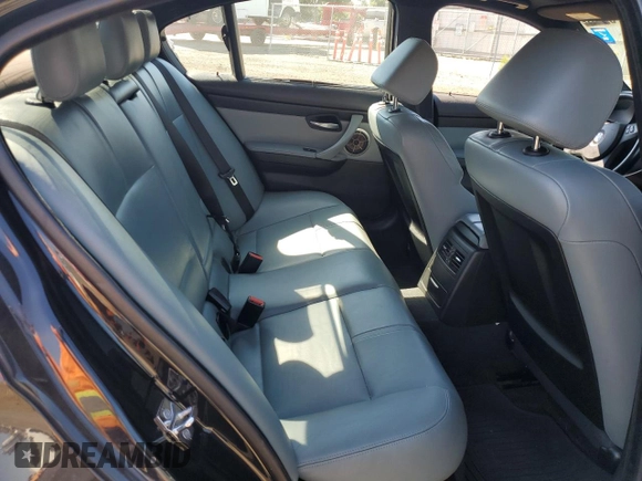 2008 BMW 3 Series M3 with VIN WBSVA93578E041621, listed as a Copart auction lot 60076213 with 196,119 mi miles and Salvage title. Bid and sale history available at DreamBid. Image 10.