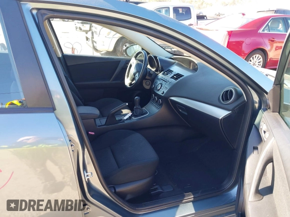 2013 Mazda 3 i Touring with VIN JM1BL1L84D1714768, listed as a IAAI auction lot 41697568 with 115,844 mi miles and . Bid and sale history available at carsss.com. Image 5.
