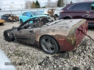 1998 Chevrolet Corvette z VIN 1G1YY32G9W5111612, wystawiony jako Copart lot #52559905 z przebiegiem Nie podano mil oraz Nie do naprawy • Non repairable. Historia ofert i sprzedaży dostępna na DreamBid. Obrazek 2.