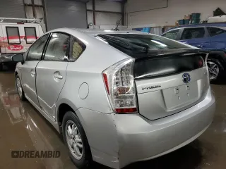 2010 Toyota Prius II with VIN JTDKN3DU4A5186736, listed as a Copart auction lot 88326495 with 13,539 mi miles and Salvage Title. Bid and sale history available at carsss.com. Image 2.