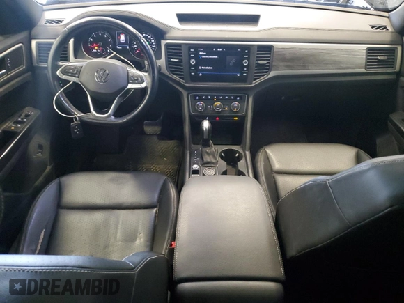 2020 Volkswagen Atlas SE with VIN 1V26C2CAXLC202539, listed as a Copart auction lot 60531385 with 116,258 mi miles and Salvage title. Bid and sale history available at DreamBid. Image 8.