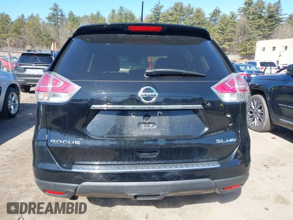 2015 Nissan Rogue SL with VIN 5N1AT2MV5FC851582, listed as a IAAI auction lot 41752765 with 180,654 mi miles. Bid and sale history available at carsss.com. Image 16.