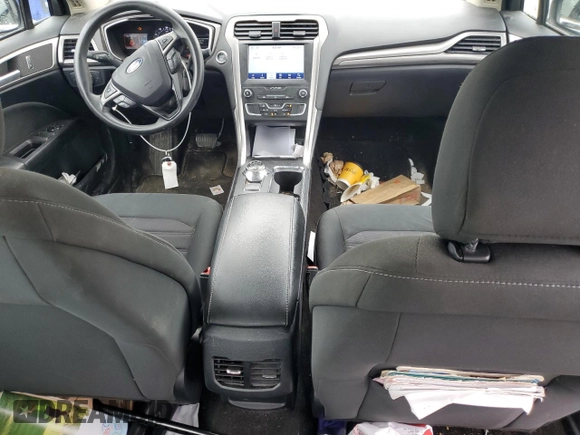 2020 Ford Fusion SE z VIN 3FA6P0HD0LR256243, wystawiony jako Copart lot #56513215 z przebiegiem 59 996 mil mil oraz Szkoda całkowita • Salvage title. Historia ofert i sprzedaży dostępna na DreamBid. Obrazek 8.