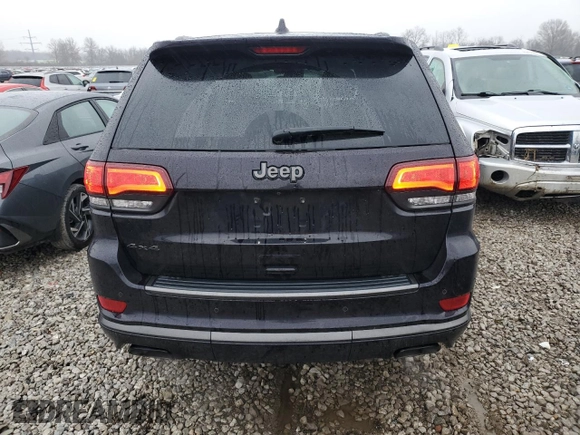 2018 Jeep Grand Cherokee Overland z VIN 1C4RJFCT3JC268599, wystawiony jako Copart lot #85242404 z przebiegiem 58 018 mil mil oraz Szkoda całkowita • Salvage title. Historia ofert i sprzedaży dostępna na DreamBid. Obrazek 6.