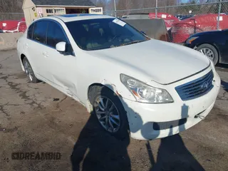 2008 Infiniti G35 Sedan x with VIN JNKBV61F88M271813, listed as a IAAI auction lot 41831280 with 151,813 mi miles. Bid and sale history available at carsss.com. Image 1.