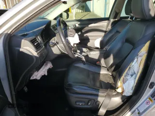 2016 Lexus CT 200h z VIN JTHKD5BH7G2273169, wystawiony jako Copart lot #53302075 z przebiegiem 113 275 mil mil oraz Szkoda całkowita • Salvage title. Historia ofert i sprzedaży dostępna na DreamBid. Obrazek 7.