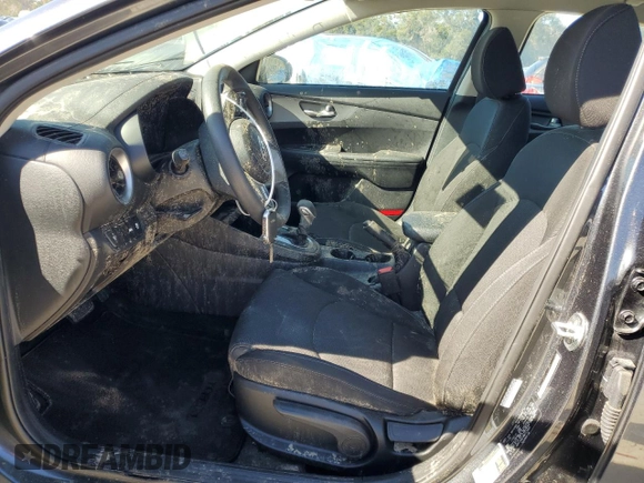 2021 Kia Forte FE z VIN 3KPF24AD3ME312405, wystawiony jako Copart lot #41834915 z przebiegiem Nie podano mil oraz Nie do naprawy • Non repairable. Historia ofert i sprzedaży dostępna na DreamBid. Obrazek 7.