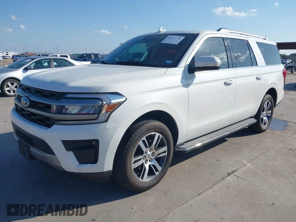 2023 Ford Expedition Max XLT z VIN 1FMJK1H82PEA62734, wystawiony jako IAAI lot #42075156 z przebiegiem 23 926 mil mil oraz . Historia ofert i sprzedaży dostępna na DreamBid. Obrazek 19.