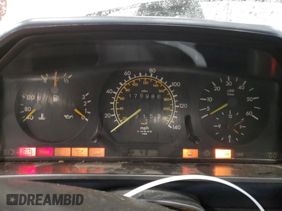 1987 Mercedes-Benz 300 with VIN WDBEB93D9HF036375, listed as a Copart auction lot 85326994 with 175,986 mi miles and Salvage Title. Bid and sale history available at DreamBid. Image 9.
