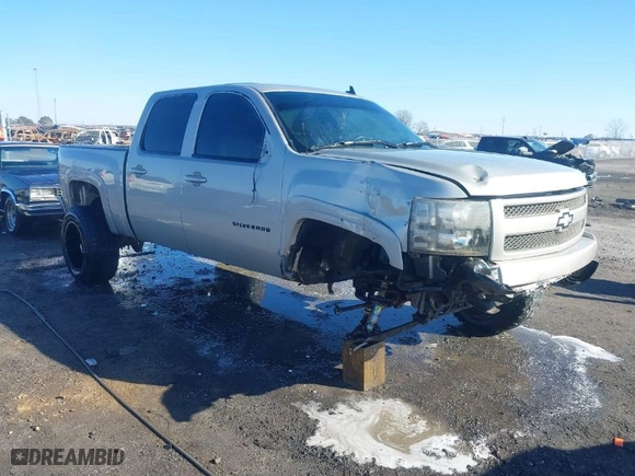 2008 Chevrolet Silverado 1500 LTZ with VIN 2GCEK133781213281, listed as a IAAI auction lot 41408471 with 241,389 mi miles. Bid and sale history available at carsss.com. Image 1.