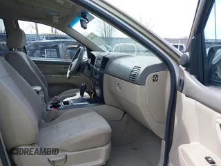 2009 Kia Sorento LX with VIN KNDJC735X95873640, listed as a IAAI auction lot 41918106 with 120,179 mi miles. Bid and sale history available at carsss.com. Image 5.