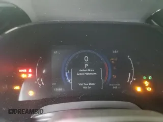 2024 Lexus RX 350 z VIN 2T2BAMBAXRC036523, wystawiony jako Copart lot #52019005 z przebiegiem 15 688 mil mil oraz Szkoda całkowita • Salvage title. Historia ofert i sprzedaży dostępna na DreamBid. Obrazek 9.