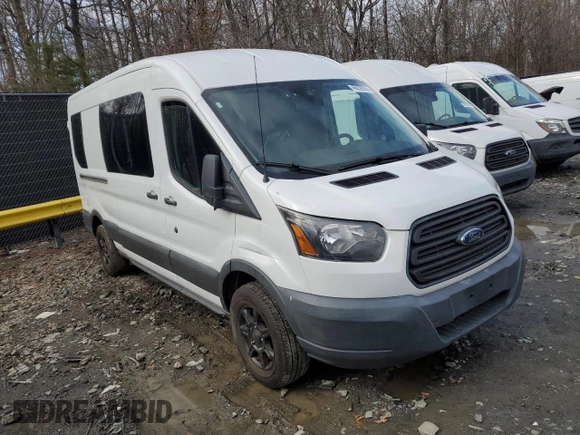 2017 Ford Transit with VIN 1FTYE2CM9HKA53925, listed as a Copart auction lot 46038295 with 61,475 mi miles and Clean Title. Bid and sale history available at DreamBid. Image 4.