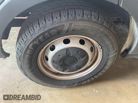 2019 Ford Transit with VIN 1FTYE1YM6KKB31880, listed as a IAAI auction lot 42792031 with 99,943 mi miles and . Bid and sale history available at DreamBid. Image 31.