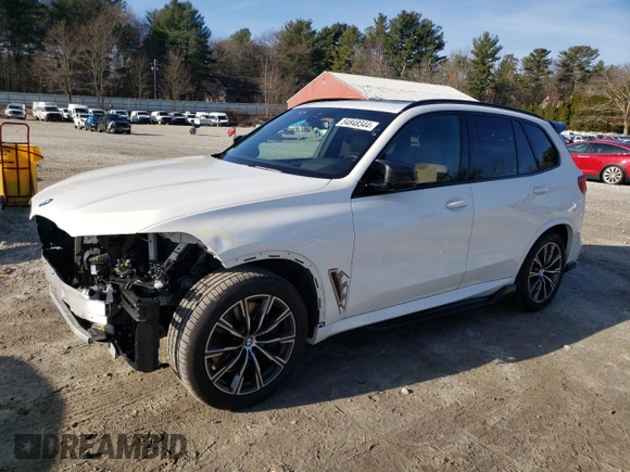 2021 BMW X5 M50i with VIN 5UXJU4C04M9G27685, listed as a Copart auction lot 84848344 with 32,349 mi miles and Salvage Title. Bid and sale history available at carsss.com. Image 1.