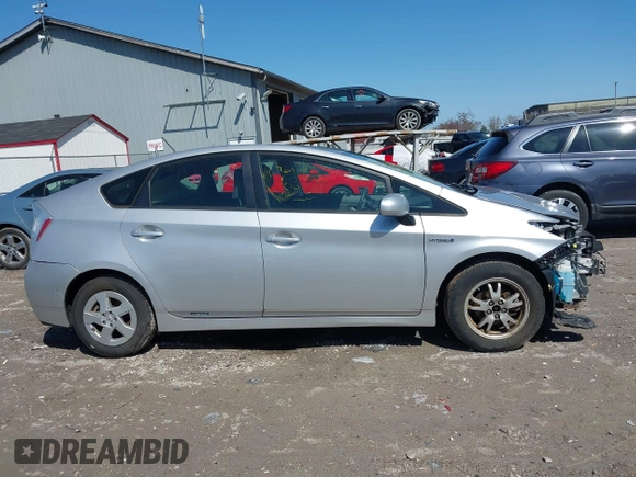 2011 Toyota Prius I with VIN JTDKN3DU0B0319068, listed as a IAAI auction lot 41972833 with 198,761 mi miles. Bid and sale history available at carsss.com. Image 14.