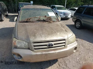 2004 Toyota Highlander with VIN JTEGD21A040091908, listed as a IAAI auction lot 42585023 with 176,513 mi miles and . Bid and sale history available at DreamBid. Image 6.