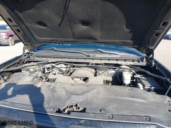 2017 Chevrolet Silverado 1500 LT with VIN 1GCVKREC0HZ293560, listed as a IAAI auction lot 40706331 with 133,438 mi miles. Bid and sale history available at carsss.com. Image 10.