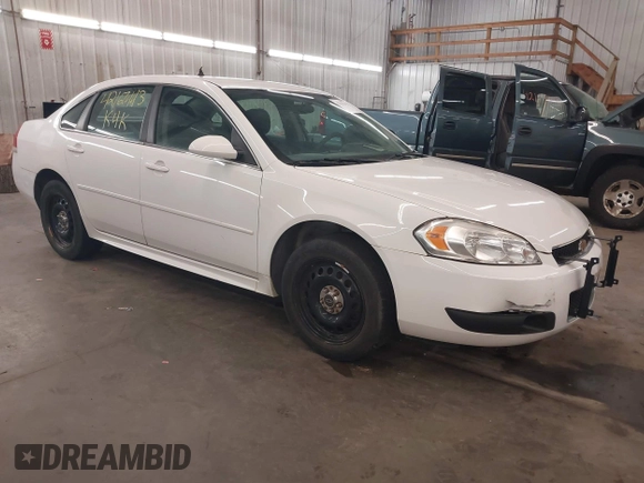 2014 Chevrolet Impala Police Police z VIN 2G1WD5E30E1187257, wystawiony jako IAAI lot #42167443 z przebiegiem 230 000 mil mil oraz . Historia ofert i sprzedaży dostępna na DreamBid. Obrazek 1.