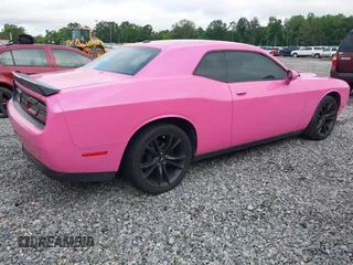 2018 Dodge Challenger SXT z VIN 2C3CDZAG8JH310769, wystawiony jako IAAI lot #42398650 z przebiegiem 136 012 mil mil oraz . Historia ofert i sprzedaży dostępna na DreamBid. Obrazek 4.