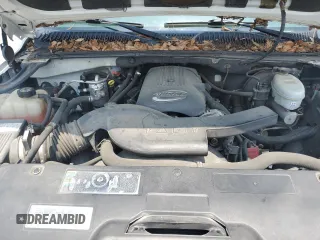2003 Chevrolet Suburban LT z VIN 1GNEC16Z63J253676, wystawiony jako Copart lot #44540695 z przebiegiem 182 928 mil mil oraz Szkoda całkowita • Salvage title. Historia ofert i sprzedaży dostępna na DreamBid. Obrazek 12.