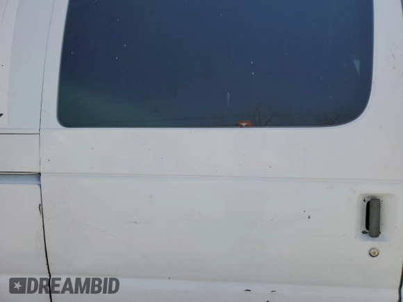 2007 Ford Econoline Cargo Commercial with VIN 1FTNE14W27DA67102, listed as a Copart auction lot 47770305 with 579,541 mi miles and Salvage Title. Bid and sale history available at DreamBid. Image 12.