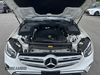2020 Mercedes-Benz GLC 300 z VIN WDC0G8DB3LF732365, wystawiony jako Copart lot #60939255 z przebiegiem 111 547 mil mil oraz Czysty tytuł • Clean title. Historia ofert i sprzedaży dostępna na DreamBid. Obrazek 8.