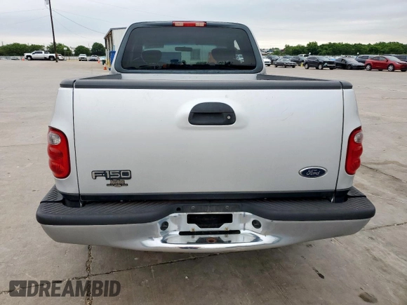2002 Ford F-150 XL z VIN 1FTRX07W72KB81327, wystawiony jako Copart lot #59488305 z przebiegiem 102 848 mil mil oraz Szkoda całkowita • Salvage title. Historia ofert i sprzedaży dostępna na DreamBid. Obrazek 6.